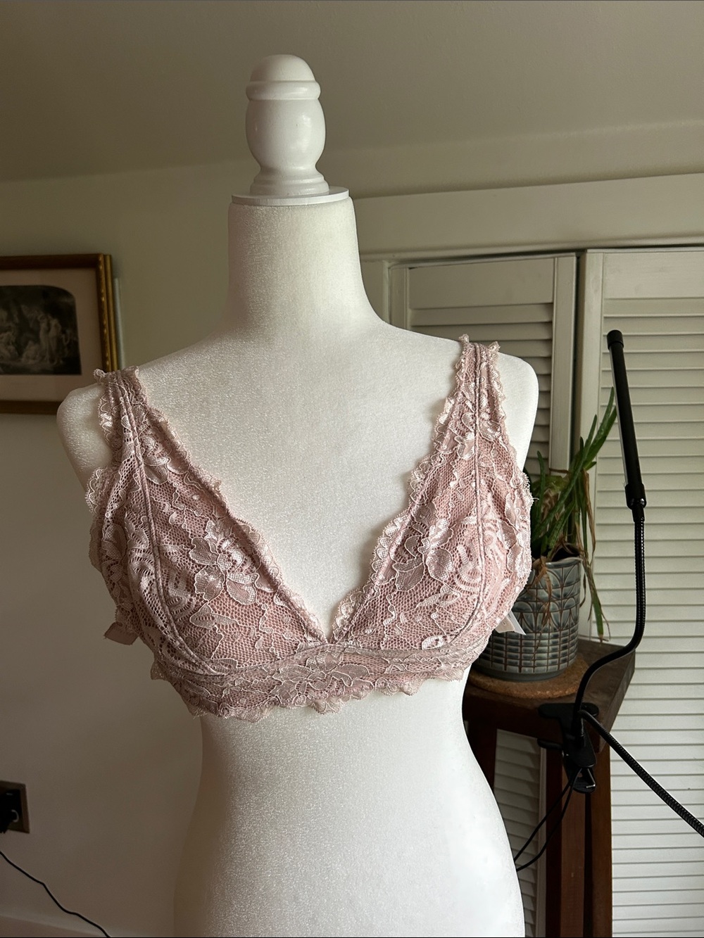 Pink Lace Stretch Bra